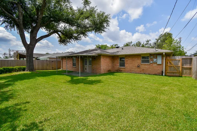 $564,900 | 1406 Foxwood Road, Houston, TX 77008