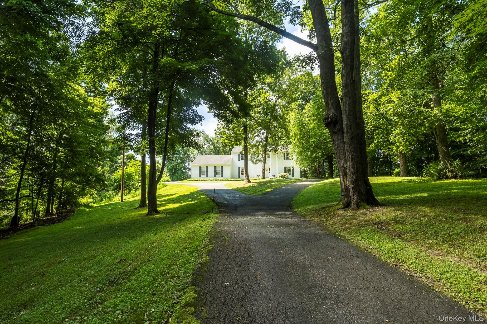 75 Hornbeck Road Poughkeepsie, NY 12603 - Photo 4 of 36 a view of garden with trees
