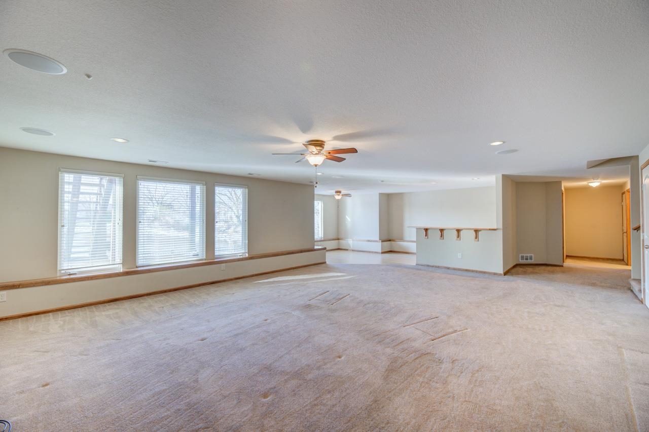 2367 North Lakeway Circle Wichita, KS 67205 - Photo 24 of 36