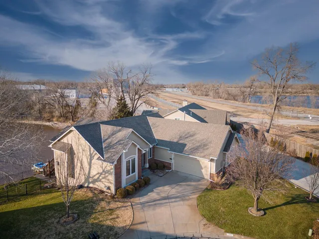 $364,900 | 2367 North Lakeway Circle, Wichita, KS 67205