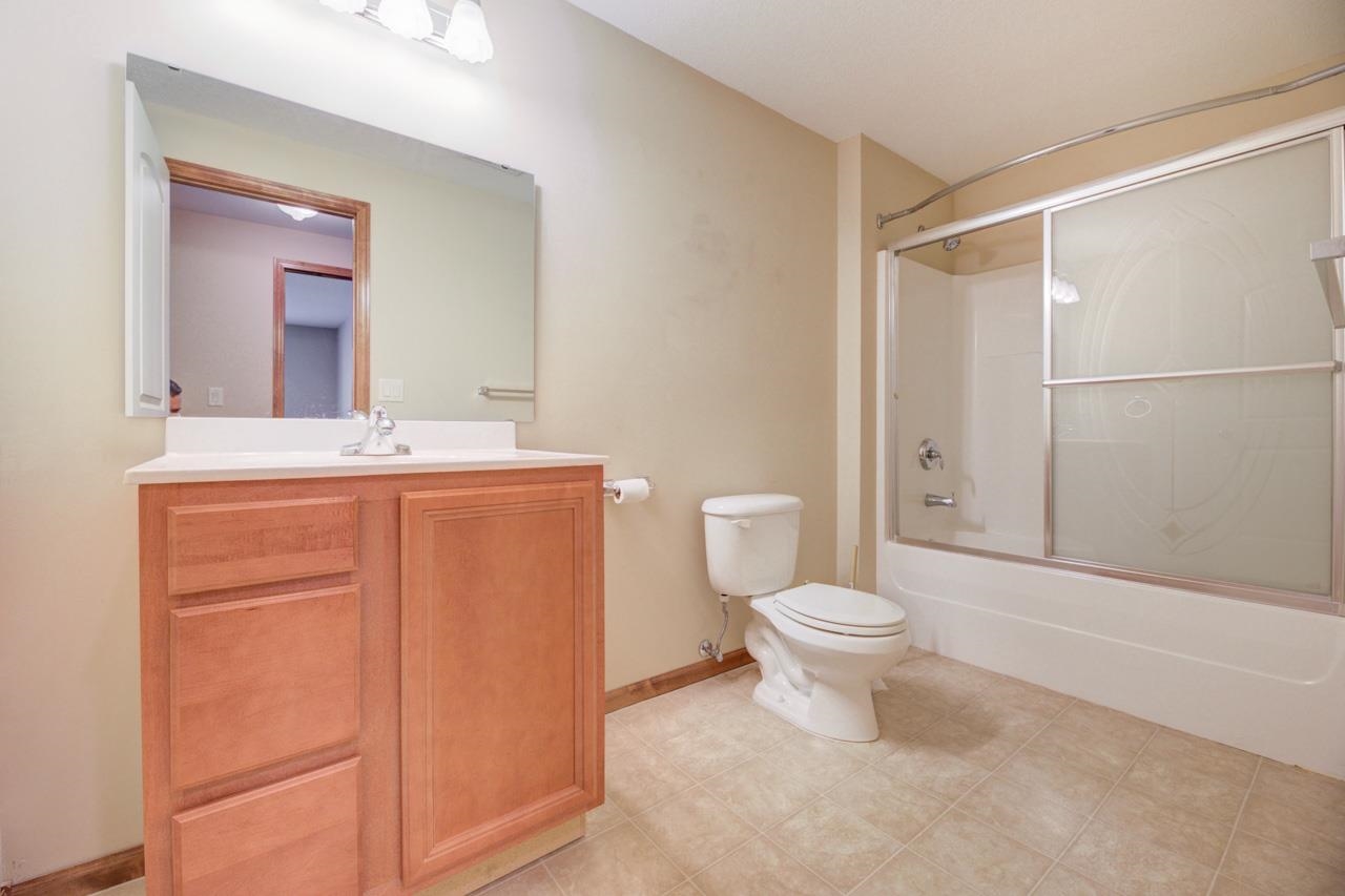 2367 North Lakeway Circle Wichita, KS 67205 - Photo 31 of 36