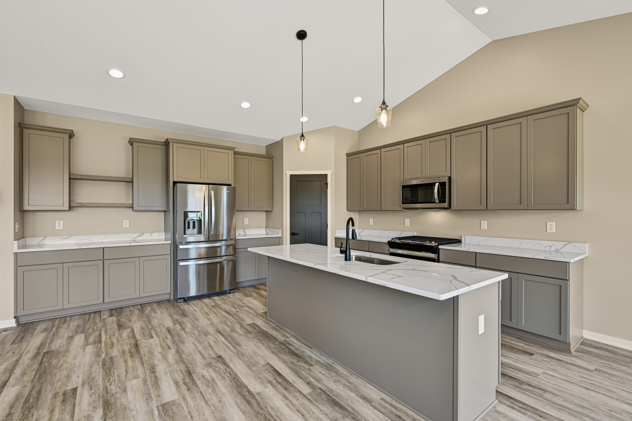 1106 Tamarack Street Delavan, WI 53115 - Photo 8 of 30 Kitchen