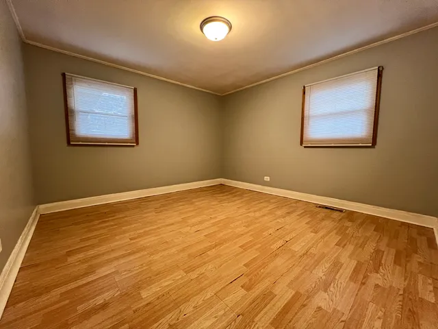 $125,000 | 6 Monee Court, Park Forest, IL 60466