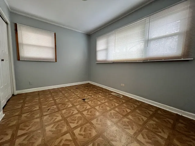 $125,000 | 6 Monee Court, Park Forest, IL 60466