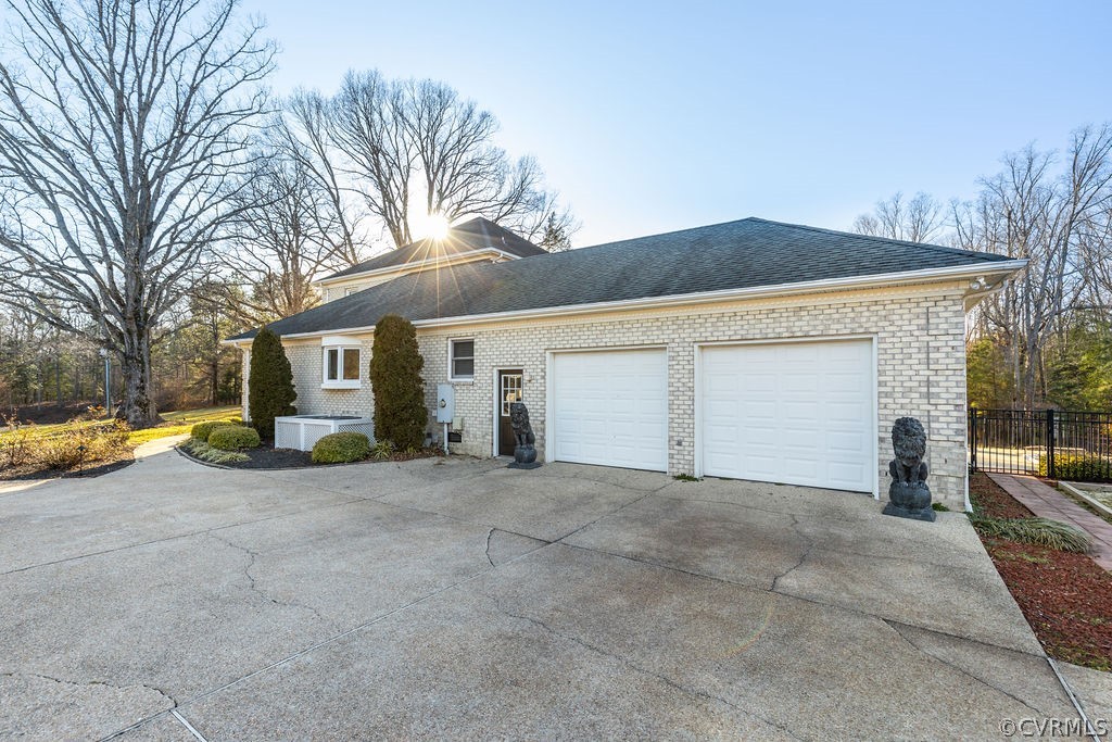 5943 Elko Road Sandston, VA 23150 - Photo 6 of 47 Gallery Image 6