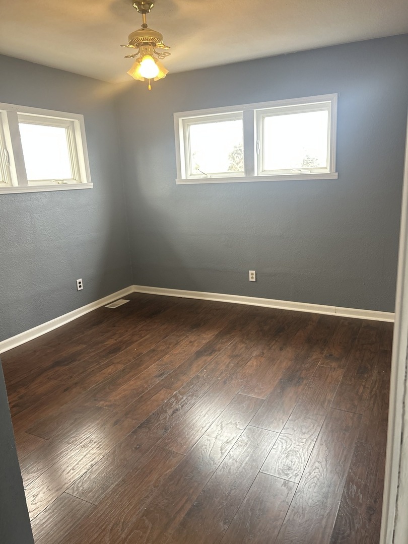 21017 East 1950 N Road Pontiac, IL 61764 - Photo 8 of 10 Gallery Image 8