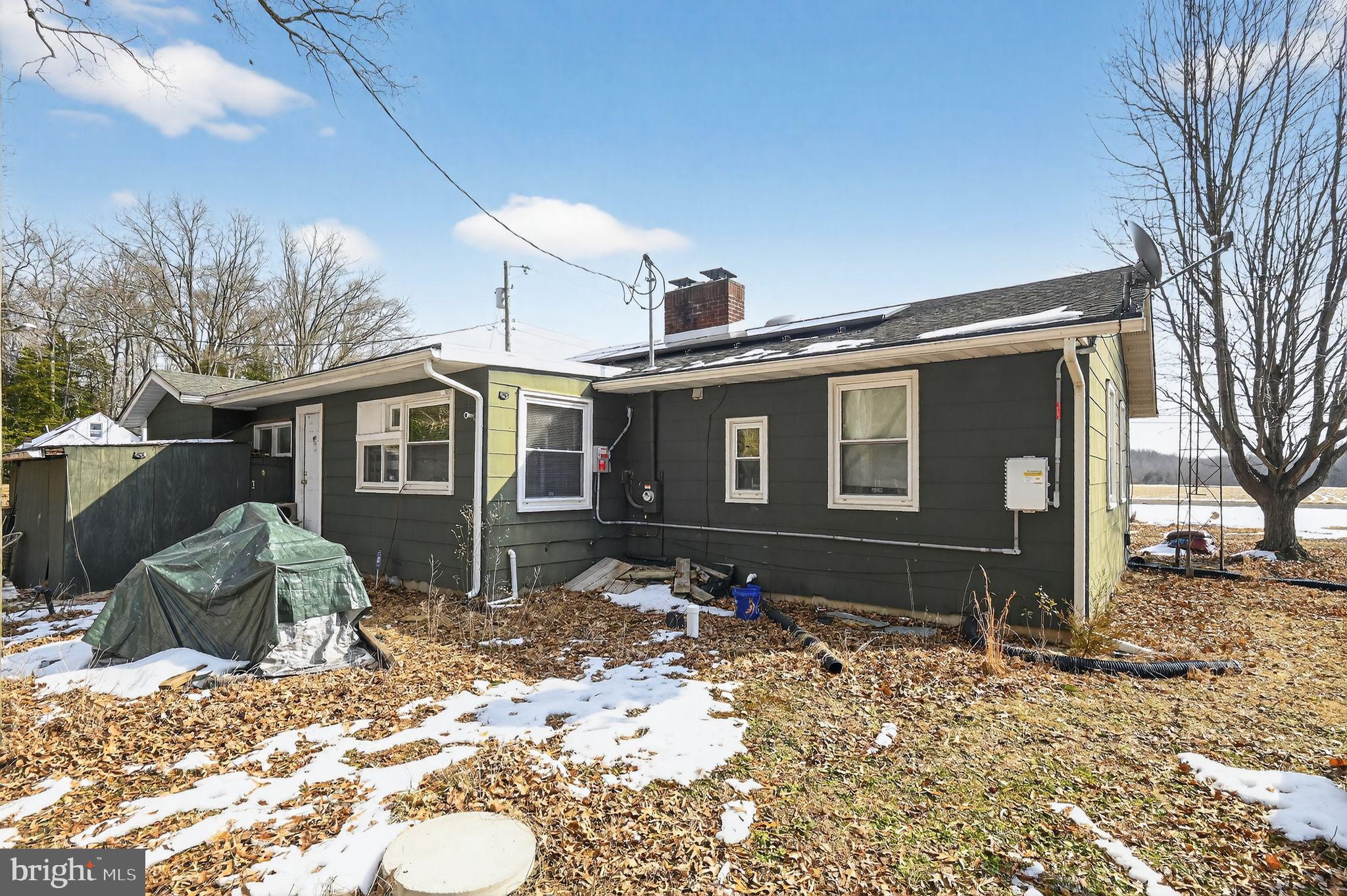 318 Newport Neck Road Newport, NJ 08345 - Photo 6 of 25 a front view of a house