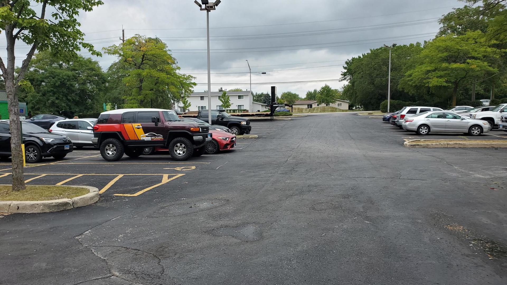 979 West Wise Road Schaumburg, IL 60193 - Photo 2 of 15 a view of a street