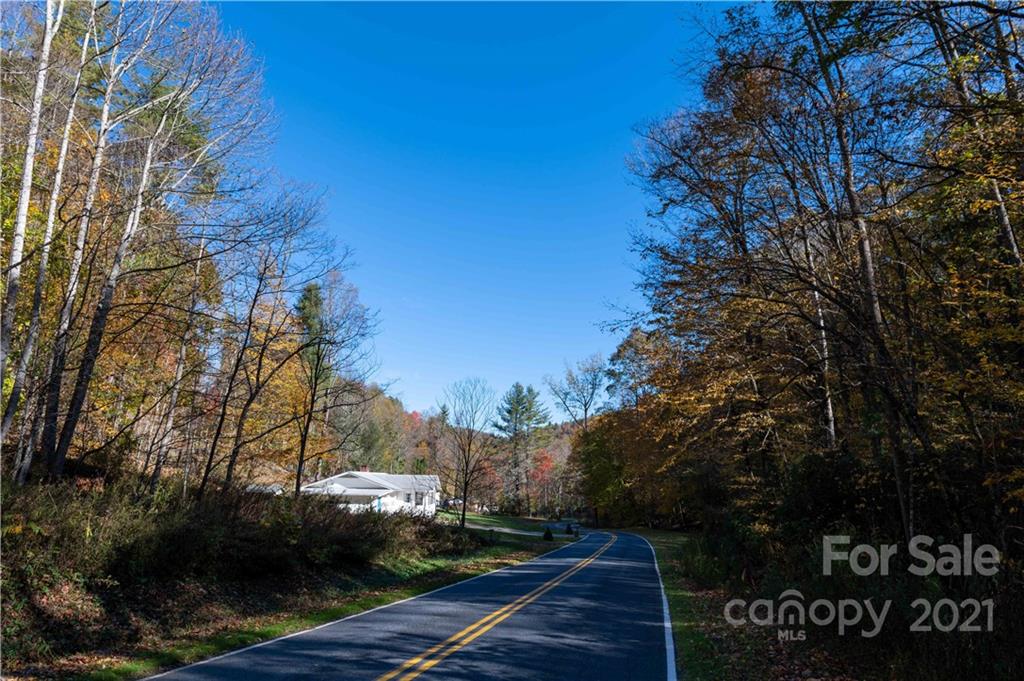 520 Chestnut Mountain Road Spruce Pine, NC 28777 - Photo 28 of 30 Gallery Image 28