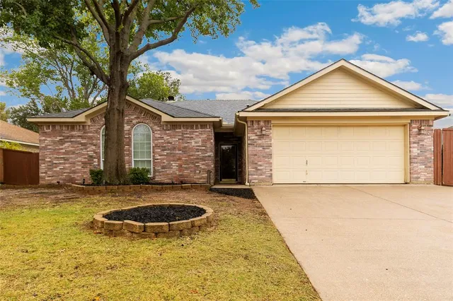 $392,000 | 3103 Mulholland Road, Corinth, TX 76210