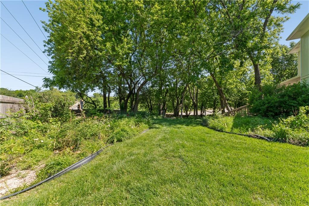 14936 Rhodes Circle Lenexa, KS 66215 - Photo 76 of 87