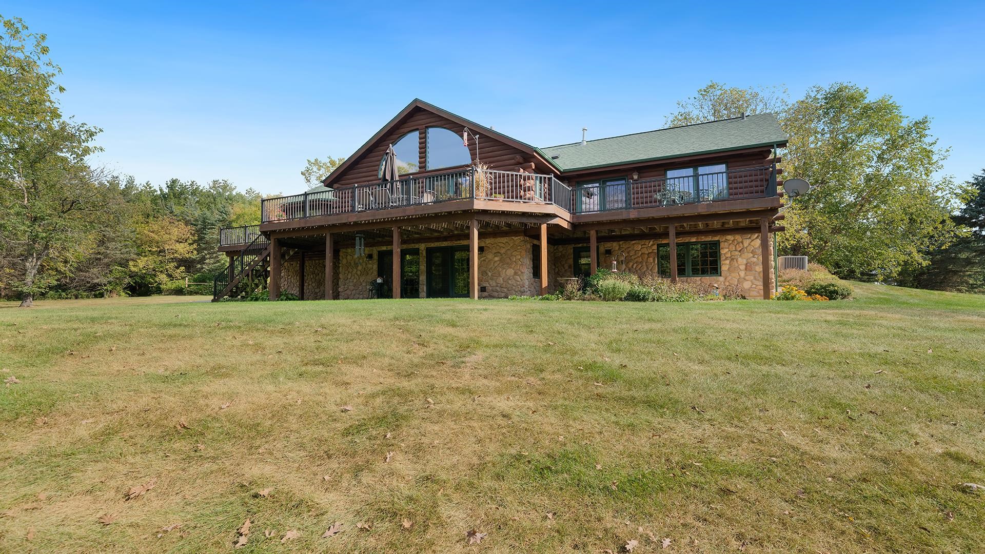5810 West Lightsville Road Leaf River, IL 61047 - Photo 46 of 68 a front view of a house with garden
