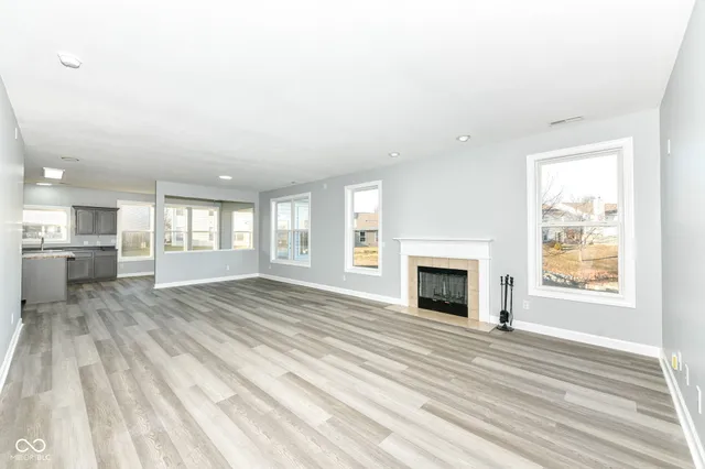 $374,900 | 11050 Long Lake Lane, Fishers, IN 46037