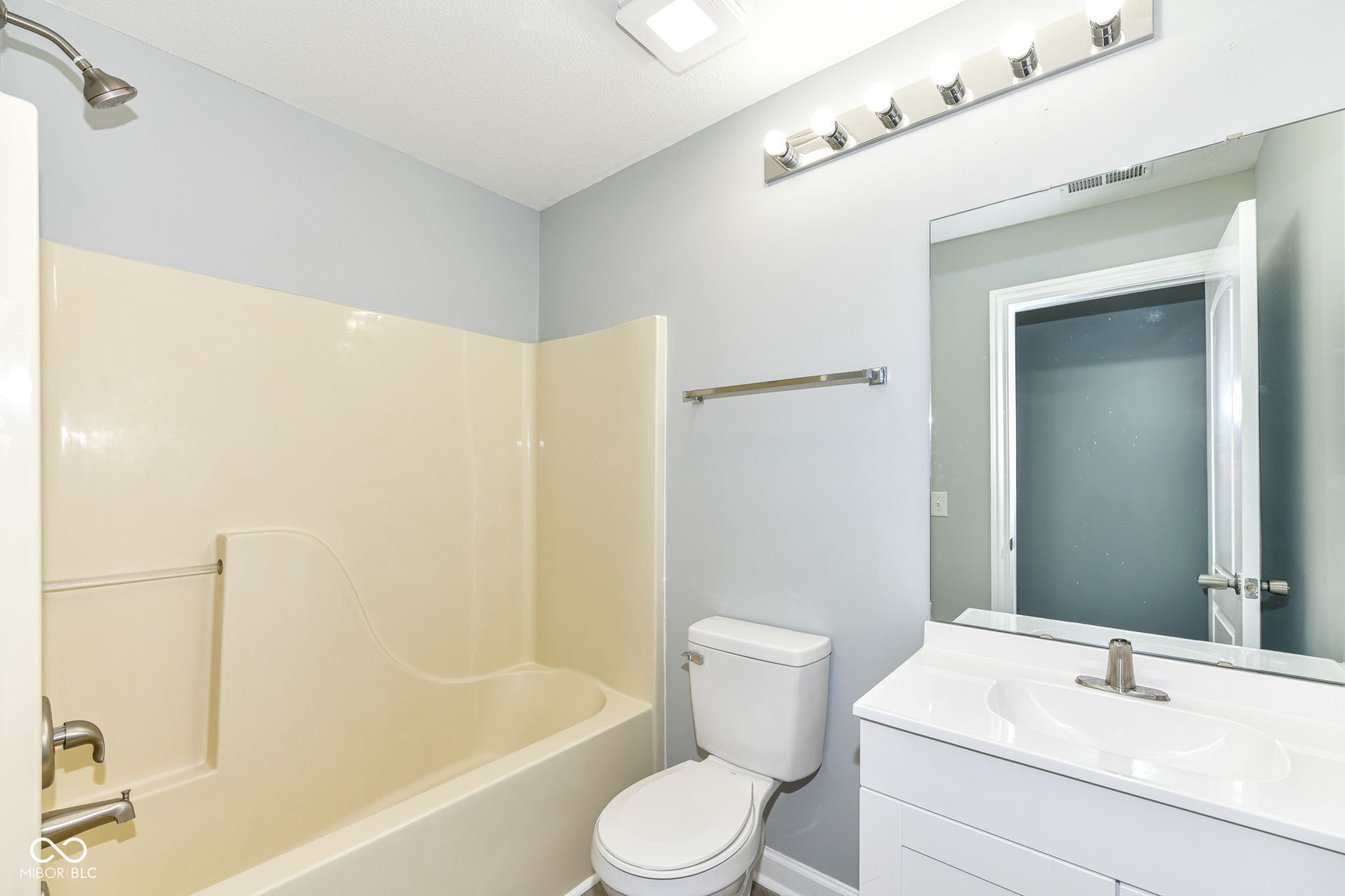 11050 Long Lake Lane Fishers, IN 46037 - Photo 33 of 35