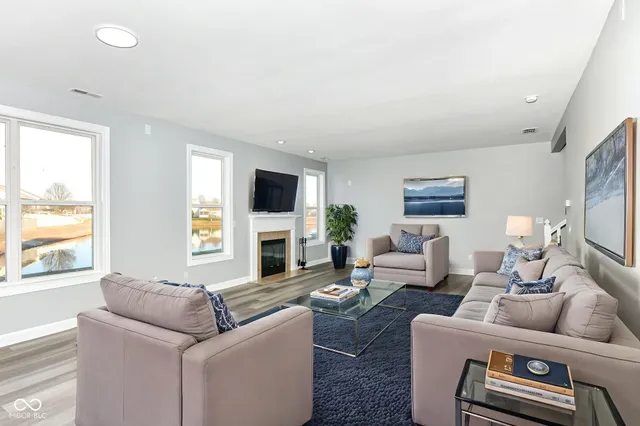$374,900 | 11050 Long Lake Lane, Fishers, IN 46037