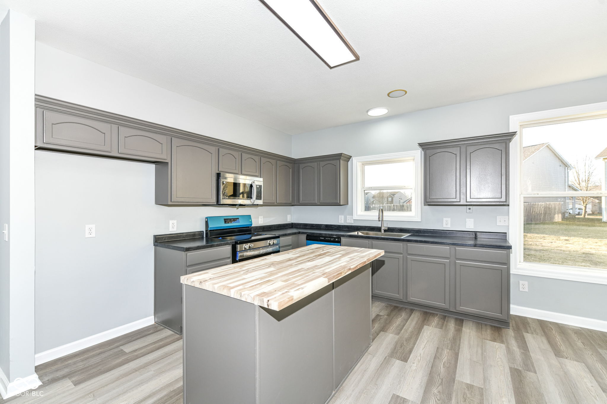 11050 Long Lake Lane Fishers, IN 46037 - Photo 9 of 35