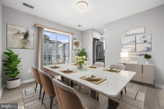 $754,900 | 13512 Apple Barrel Court, Herndon, VA 20171