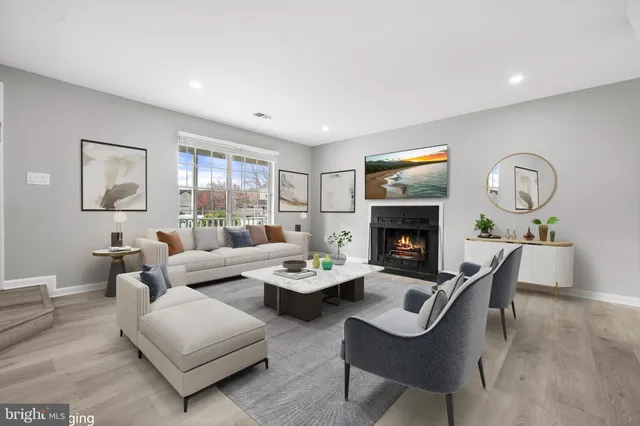 $754,900 | 13512 Apple Barrel Court, Herndon, VA 20171