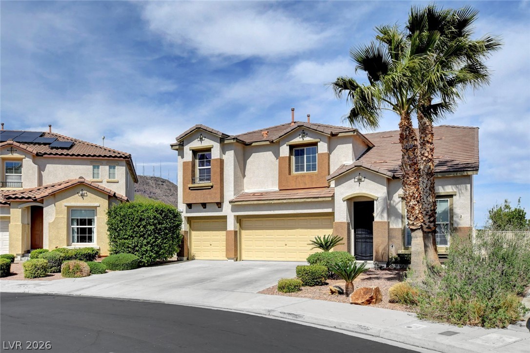 36 Distinguished Way Henderson, NV 89002 - Photo 3 of 58 Gallery Image 3