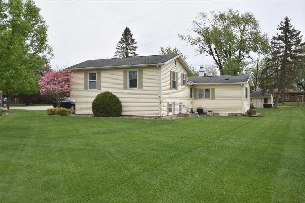11020 Harrison Road Osceola, IN 46561 - Photo 3 of 19 Gallery Image 3