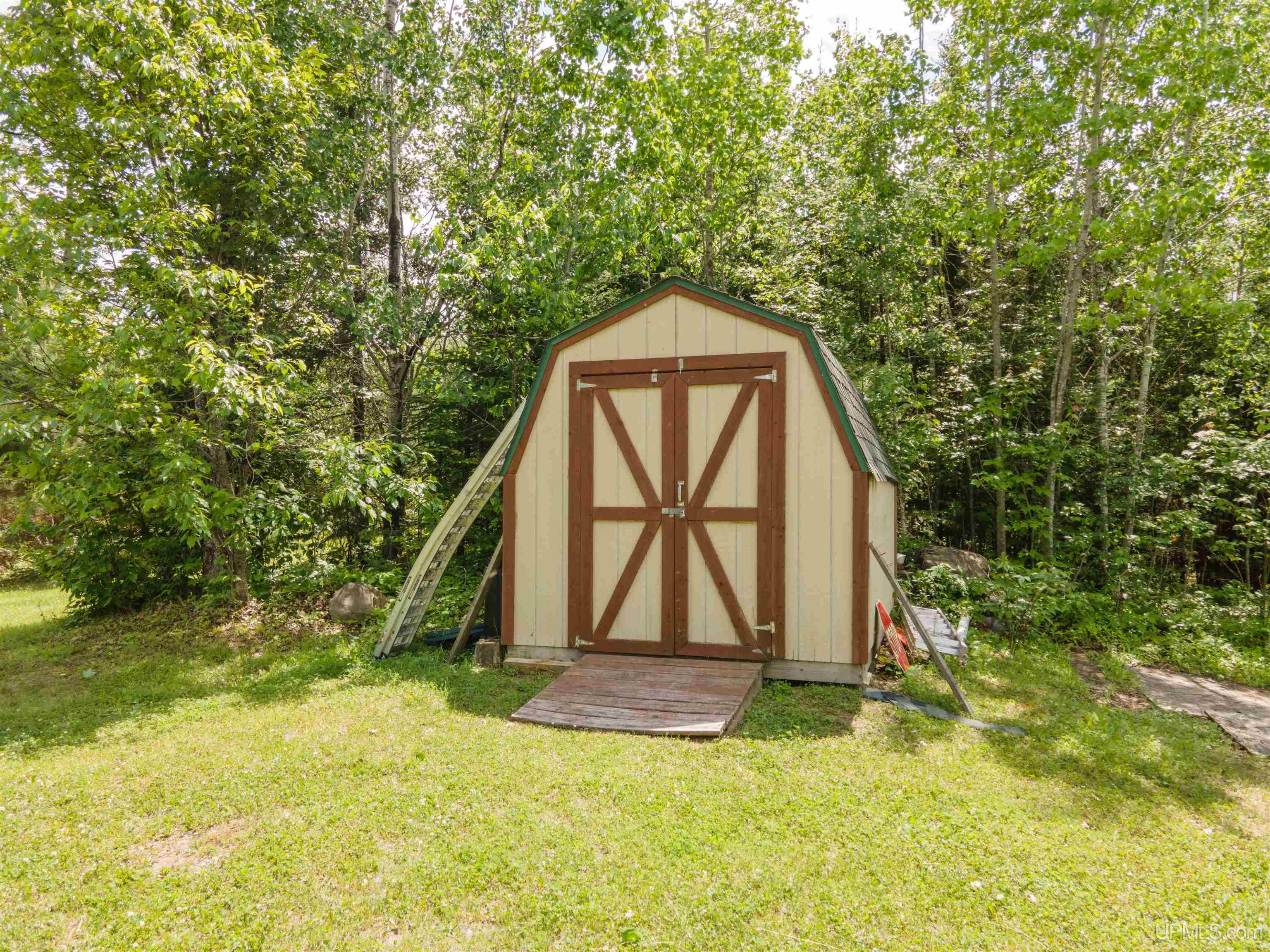 453 Gold Mine Road Iron River, MI 49935 - Photo 13 of 26