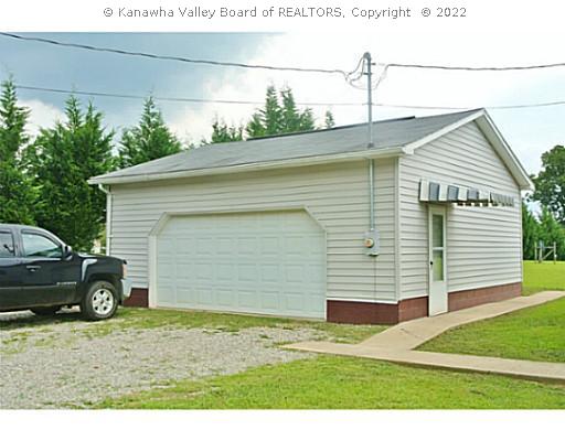 3581 Iva Durst Road Leon, WV 25123 - Photo 11 of 16 Garage.