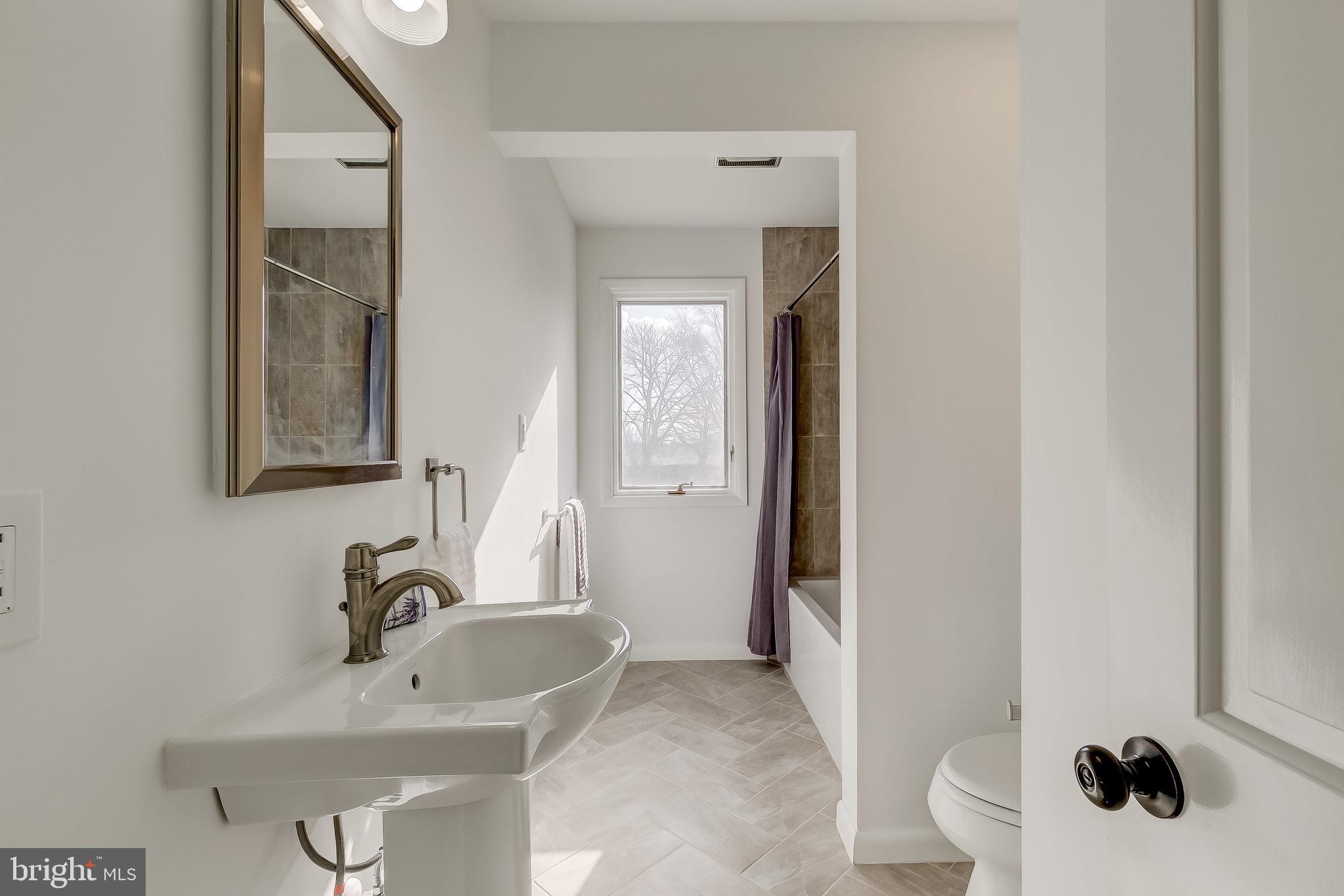 3827 Blenheim Road Phoenix, MD 21131 - Photo 27 of 125 Full Bath