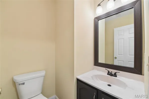 $225,000 | 1539 Bittersweet Court, Unit 1, St. Charles, MO 63303