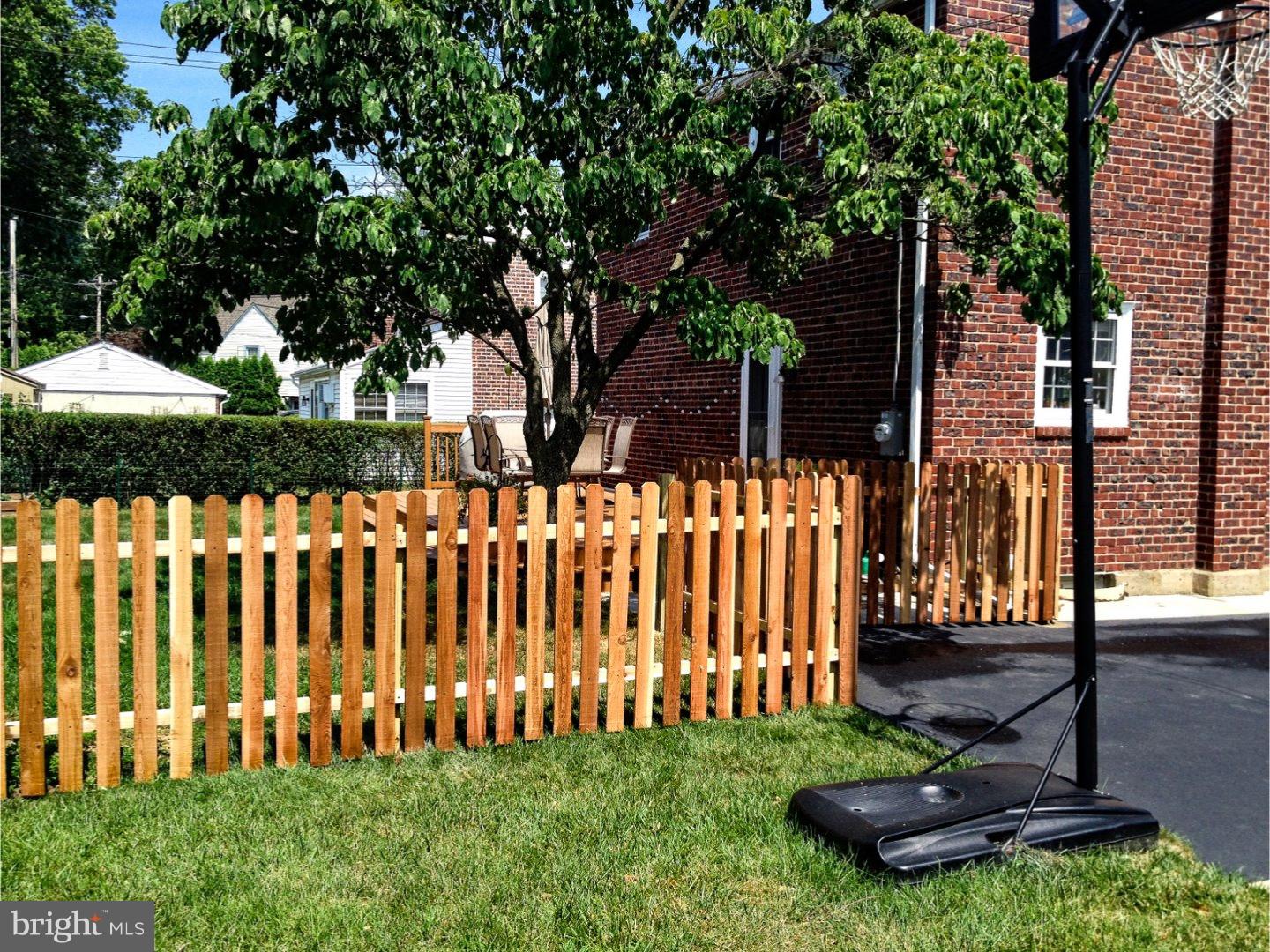 206 Paddock Road Havertown, PA 19083 - Photo 9 of 25 Side Yard