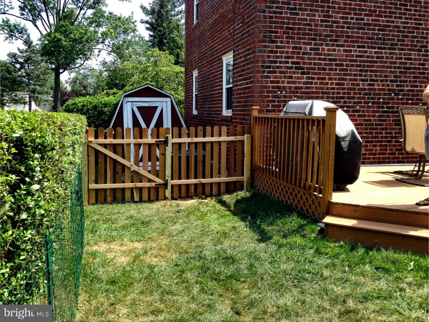 206 Paddock Road Havertown, PA 19083 - Photo 10 of 25 Side Yard
