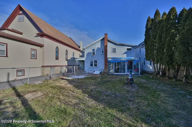 $1,400 | 418 East Market Street, Scranton, PA 18509