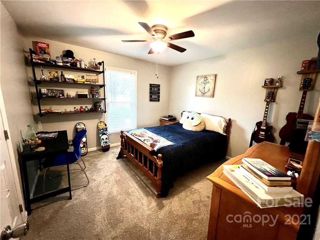 2714 Sunset Road Charlotte, NC 28216 - Photo 19 of 41 Gallery Image 19