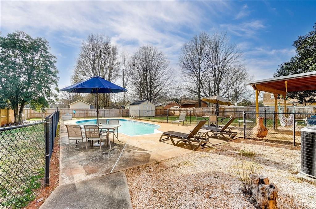 2714 Sunset Road Charlotte, NC 28216 - Photo 31 of 41 Gallery Image 31