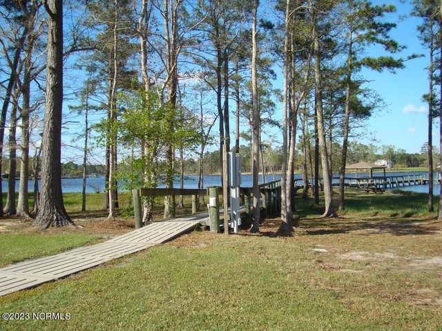 $32,000 | 21 Meadow Lane, Arapahoe, NC 28510