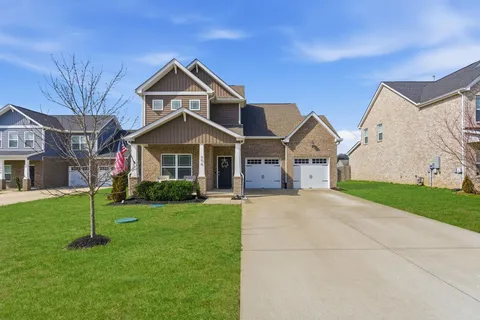 $569,900 | 606 Oakvale Lane, Mount Juliet, TN 37122
