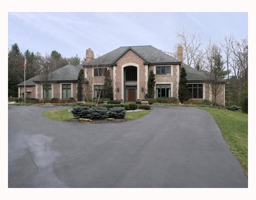 208 Hillcrest Road Fox Chapel, PA 15238 - Photo 1 of 8 Exterior Front.