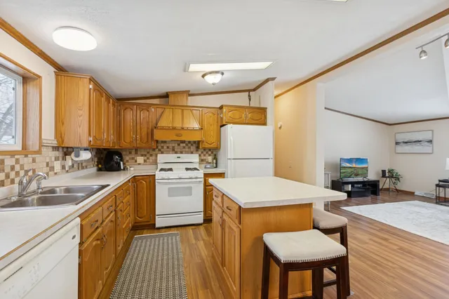 $270,000 | 2207 Robin Lane, Buffalo, MN 55313