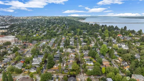$1,025,000 | 3203 35th Avenue South, Seattle, WA 98144