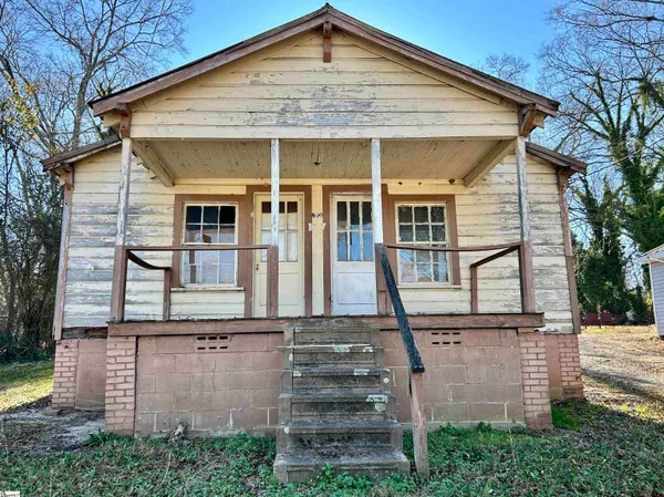 $59,500 | 800 Beachwood Avenue, Anderson, SC 29621