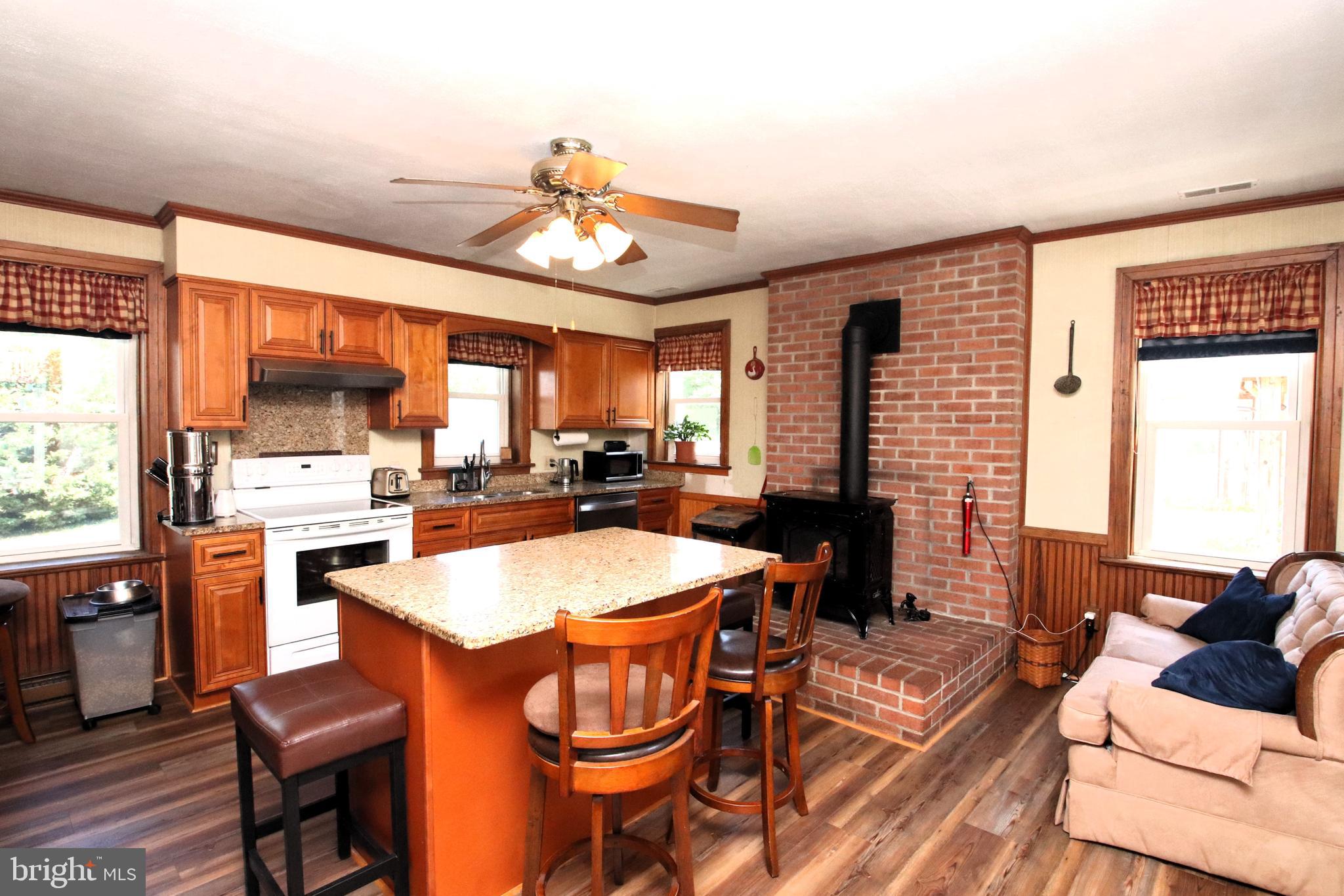 21334 Mt Lena Road Boonsboro, MD 21713 - Photo 8 of 47 Kitchen