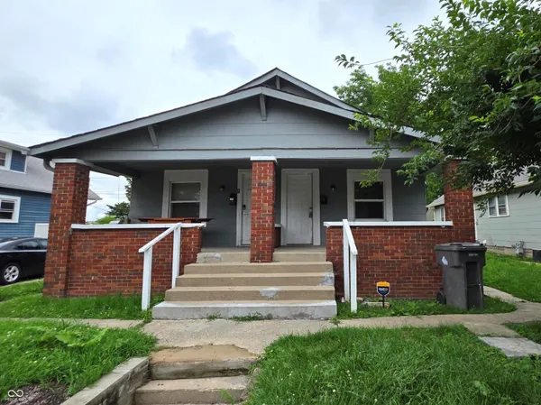 $825 | 833 North Gladstone Avenue, Indianapolis, IN 46201