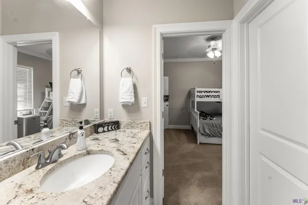 $430,000 | 7088 Rue Lierre Street, Zachary, LA 70791