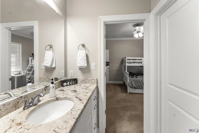 $445,000 | 7088 Rue Lierre Street, Zachary, LA 70791