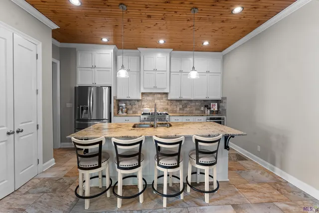 $445,000 | 7088 Rue Lierre Street, Zachary, LA 70791