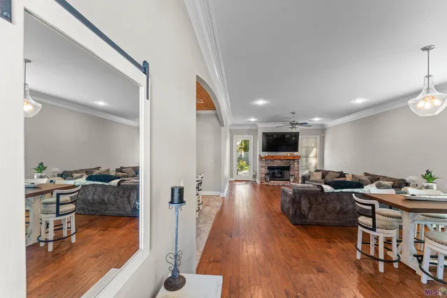 $445,000 | 7088 Rue Lierre Street, Zachary, LA 70791