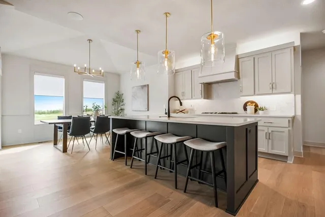 $915,570 | 16767 South Fellows Street, Greenwood, MO 64034