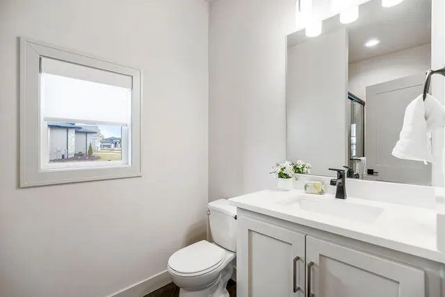 $915,570 | 16767 South Fellows Street, Greenwood, MO 64034