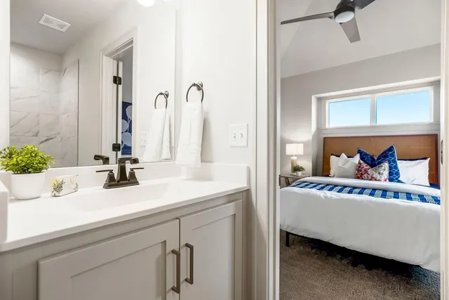 $915,570 | 16767 South Fellows Street, Greenwood, MO 64034