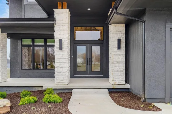 $899,950 | 16767 South Fellows Street, Olathe, KS 66062