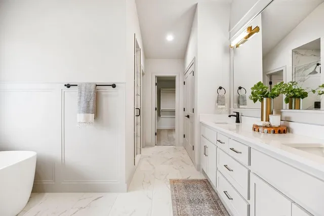 $915,570 | 16767 South Fellows Street, Greenwood, MO 64034